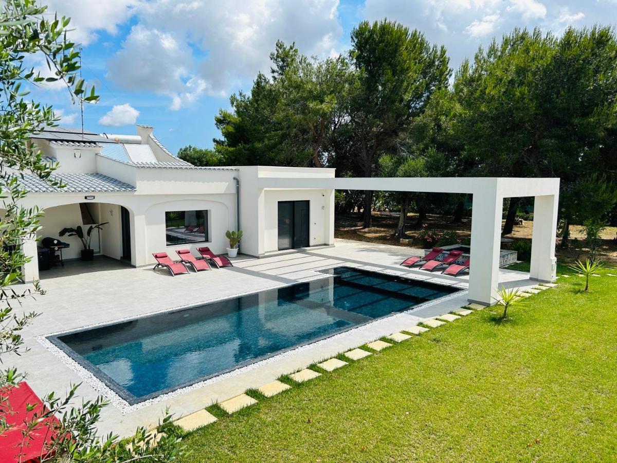 Kalorama-private Pool & Hot Tub Villa *